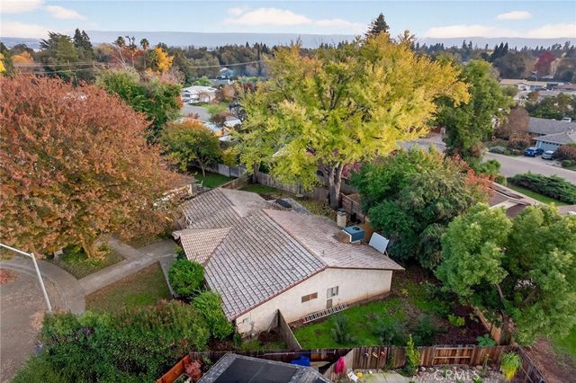 19 Vermillion, Chico, CA 95928