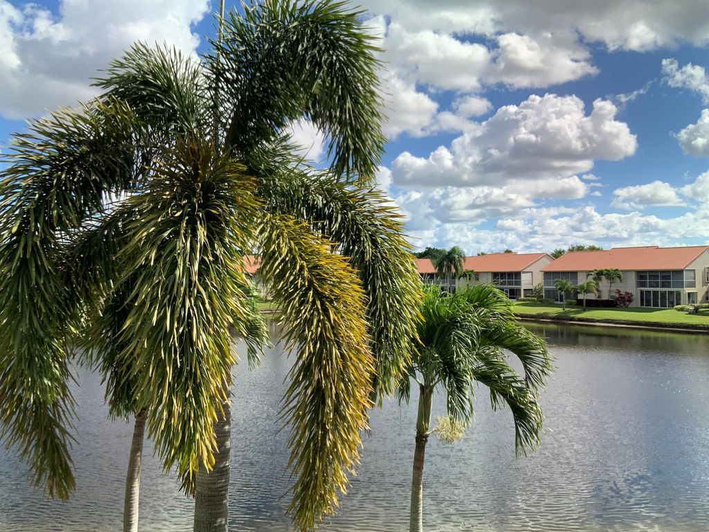 14356 Emerald Lake Drive 3, Delray Beach, FL 33446