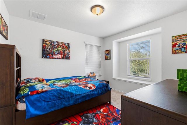 154 Danish Drive DR, Hutto, TX 78634