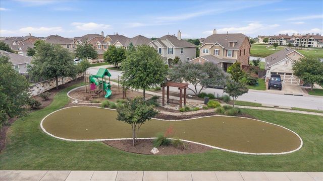 154 Danish Drive DR, Hutto, TX 78634