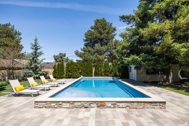 2807 E MORNINGSIDE DR, Salt Lake City, UT 84124