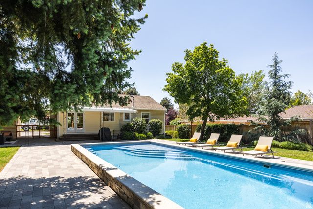 2807 E MORNINGSIDE DR, Salt Lake City, UT 84124