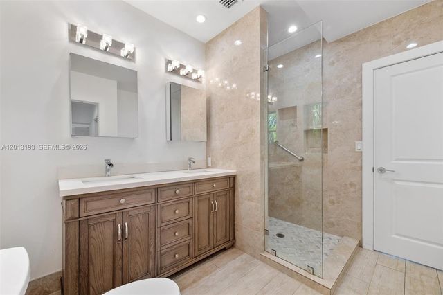 1450 NE 102nd St, Miami Shores, FL 33138