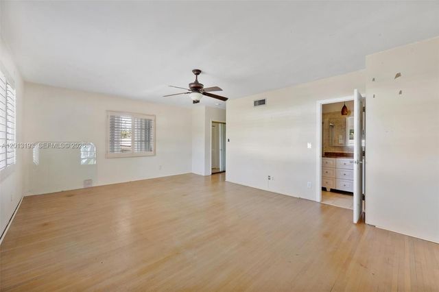 1450 NE 102nd St, Miami Shores, FL 33138