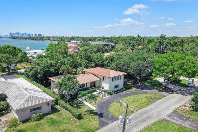 1450 NE 102nd St, Miami Shores, FL 33138