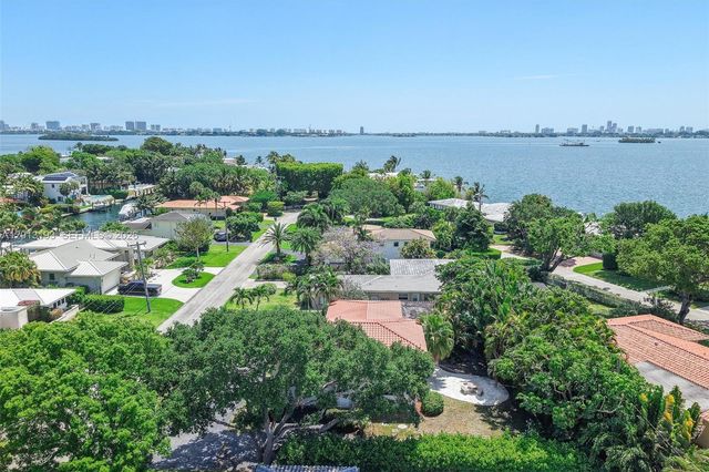 1450 NE 102nd St, Miami Shores, FL 33138