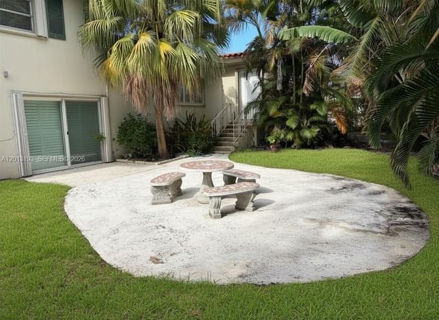 1450 NE 102nd St, Miami Shores, FL 33138