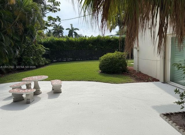 1450 NE 102nd St, Miami Shores, FL 33138