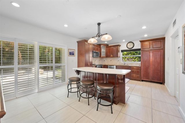 1450 NE 102nd St, Miami Shores, FL 33138