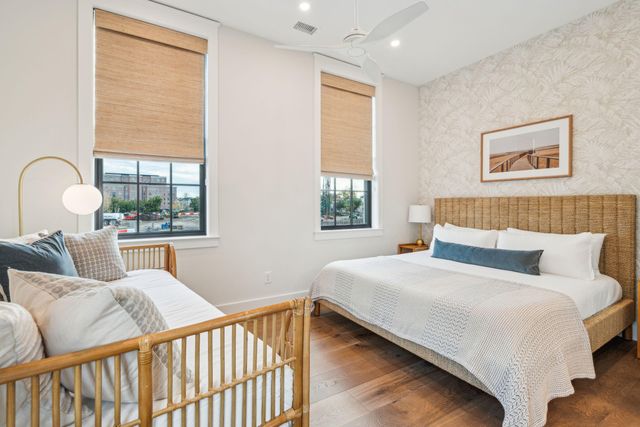 651 King Street, Charleston, SC 29403