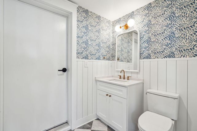651 King Street, Charleston, SC 29403