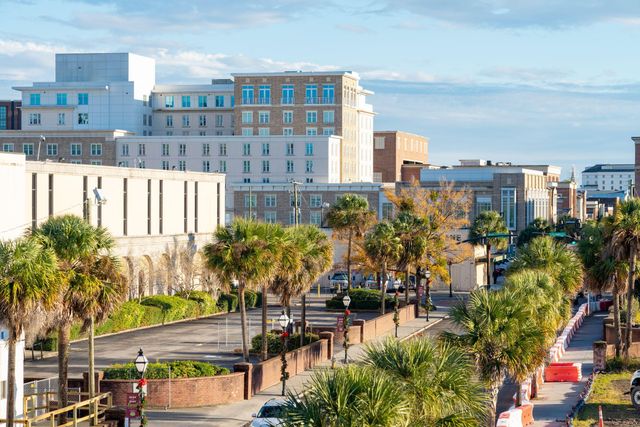651 King Street, Charleston, SC 29403