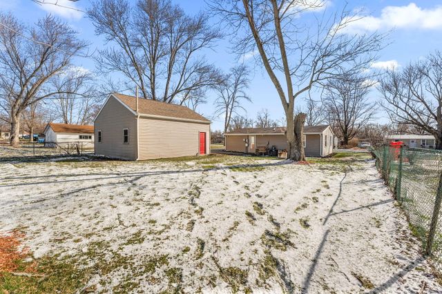 12736 Whitcomb Street, Crown Point, IN 46307