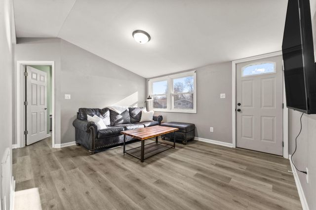 12736 Whitcomb Street, Crown Point, IN 46307