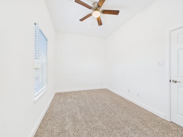 4619 Stassen Street B, Houston, TX 77051