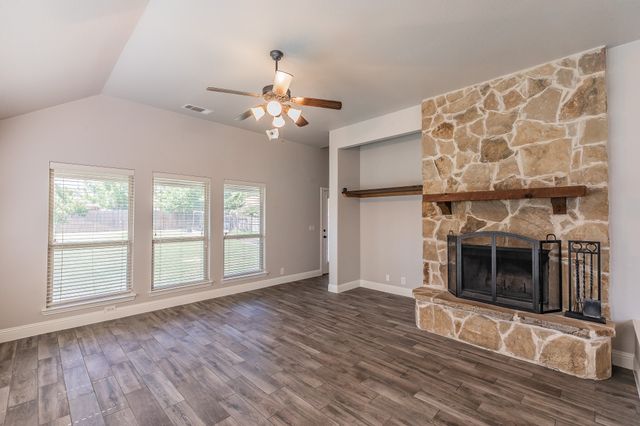 813 Andrews Court, Anna, TX 75409