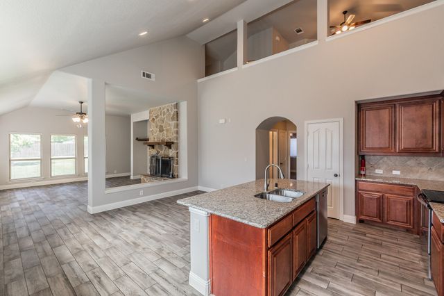813 Andrews Court, Anna, TX 75409