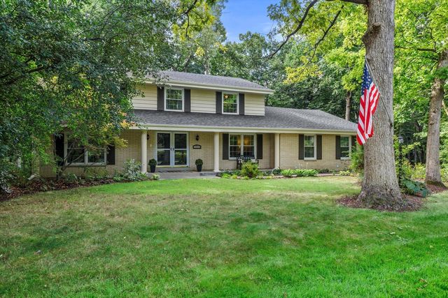 5003 Bluebird LANE, Racine, WI 53406