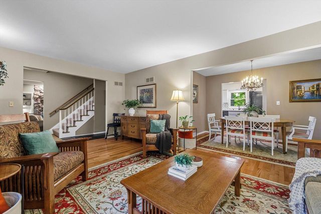5003 Bluebird LANE, Racine, WI 53406