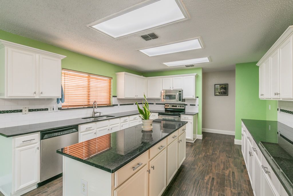 201 Tabor Drive, Arlington, TX 76002 — photo 5