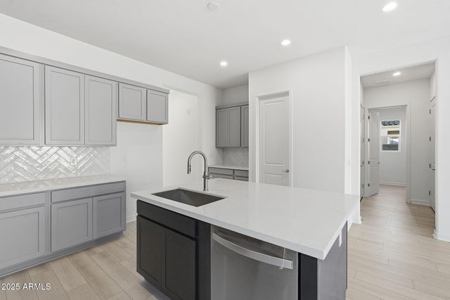 18016 W BIGHORN Avenue, Goodyear, AZ 85338