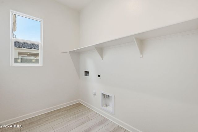 18016 W BIGHORN Avenue, Goodyear, AZ 85338