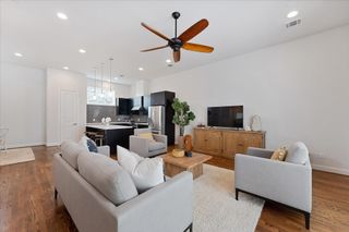 1211 Bonner St, Houston, TX 77007