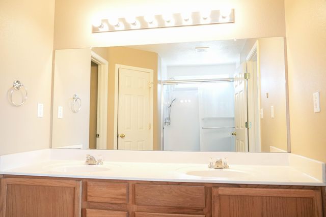 7455 Redpoll Road NW, Albuquerque, NM 87114