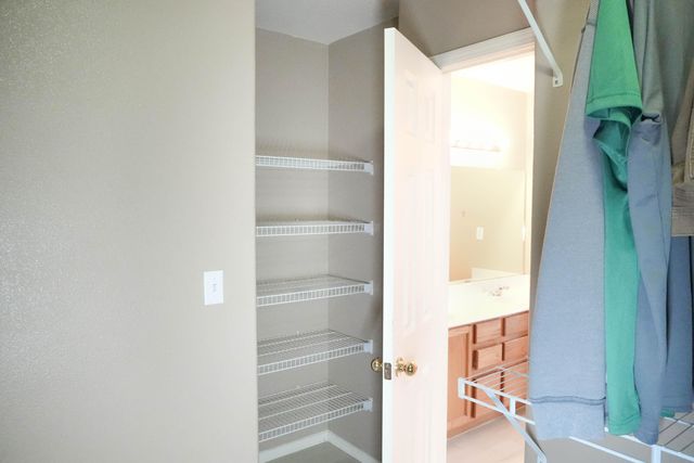 7455 Redpoll Road NW, Albuquerque, NM 87114