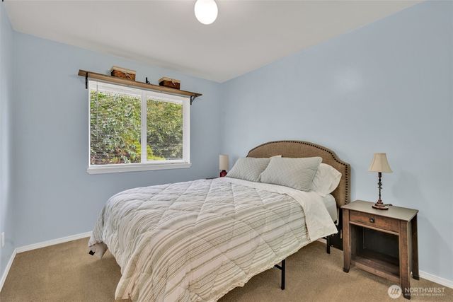 318 Duck Lake Drive NE, Ocean Shores, WA 98569