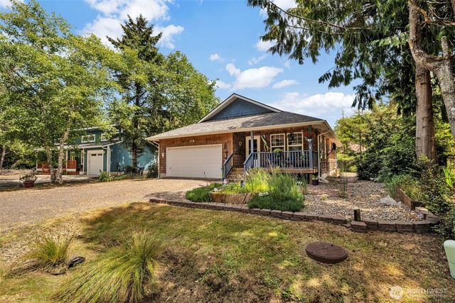 318 Duck Lake Drive NE, Ocean Shores, WA 98569