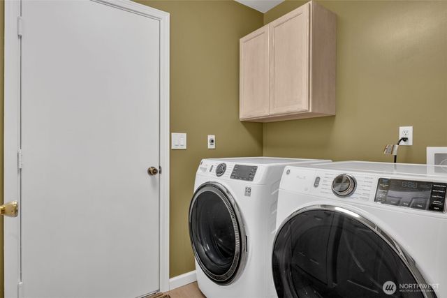 318 Duck Lake Drive NE, Ocean Shores, WA 98569