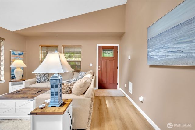 318 Duck Lake Drive NE, Ocean Shores, WA 98569