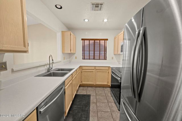 3067 W Country Hill Drive, Tucson, AZ 85742
