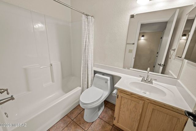 3067 W Country Hill Drive, Tucson, AZ 85742