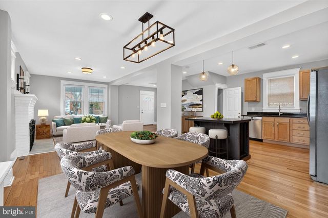 7903 WOODBURY DR, Silver Spring, MD 20910