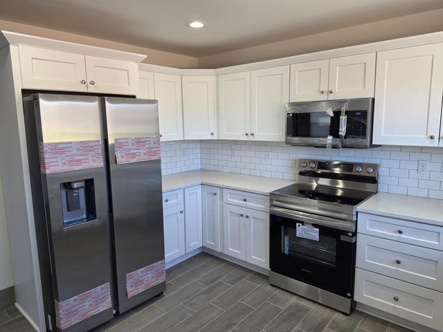 W3528 Park DRIVE, Lake Geneva, WI 53147