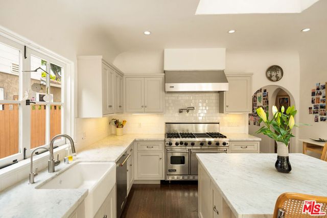 2206 5th Street, Santa Monica, CA 90405