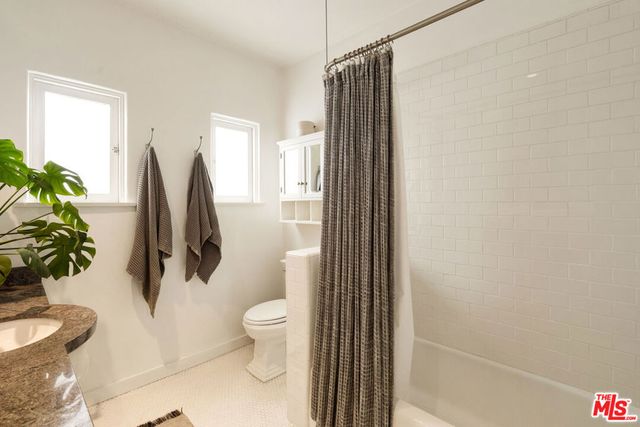 2206 5th Street, Santa Monica, CA 90405