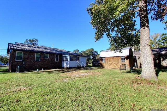 11096 Blackwater Rd, Baker, LA 70714