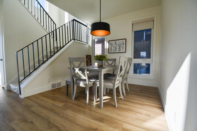 9405 S Cypress PLACE, Oak Creek, WI 53154