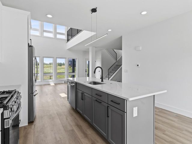 9405 S Cypress PLACE, Oak Creek, WI 53154