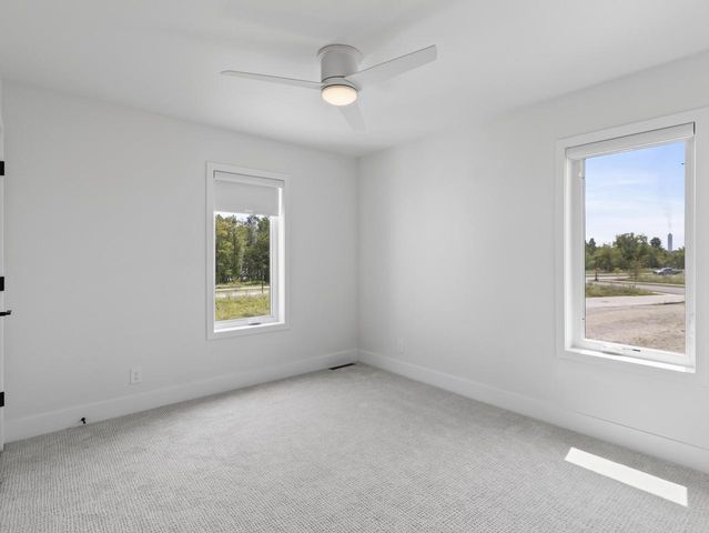 9405 S Cypress PLACE, Oak Creek, WI 53154