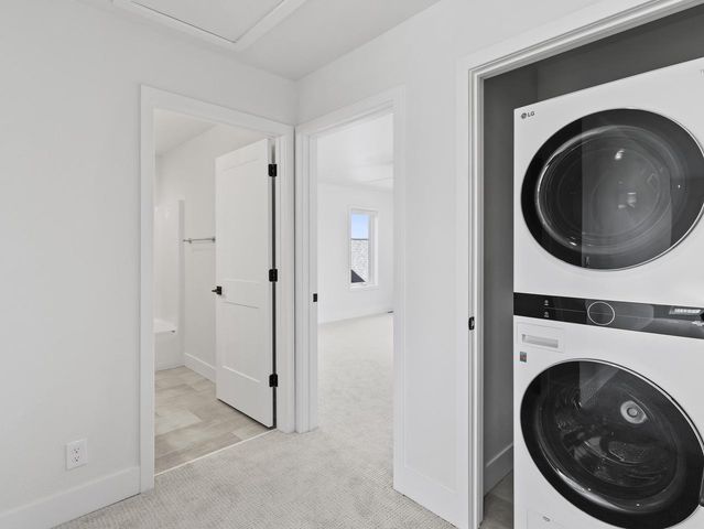 9405 S Cypress PLACE, Oak Creek, WI 53154