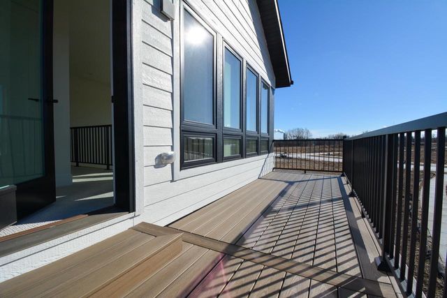 9405 S Cypress PLACE, Oak Creek, WI 53154