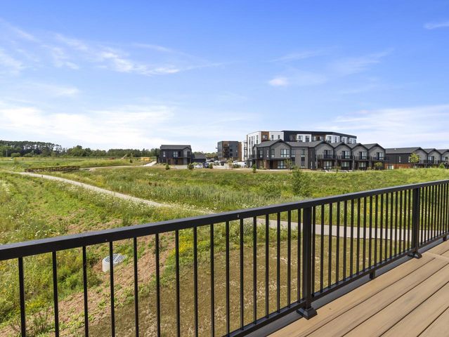 9405 S Cypress PLACE, Oak Creek, WI 53154