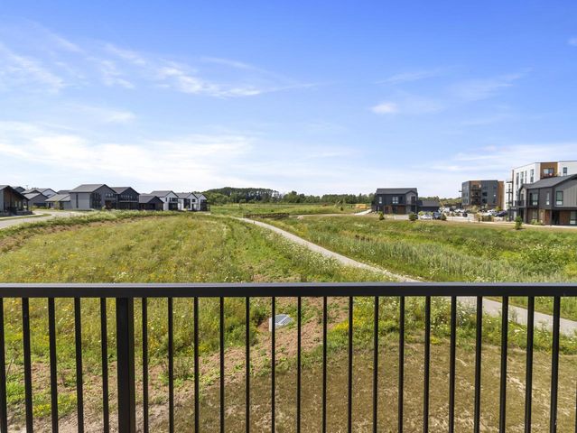 9405 S Cypress PLACE, Oak Creek, WI 53154