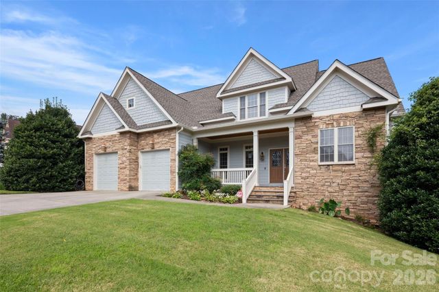 37 Stone House Road, Arden, NC 28704