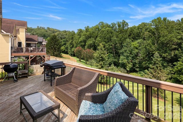 37 Stone House Road, Arden, NC 28704