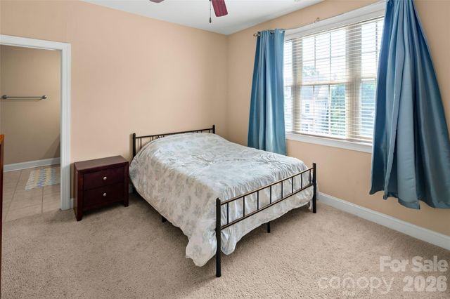 37 Stone House Road, Arden, NC 28704